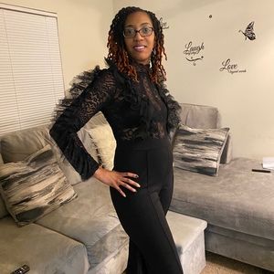 Meet your Posher, Dericka